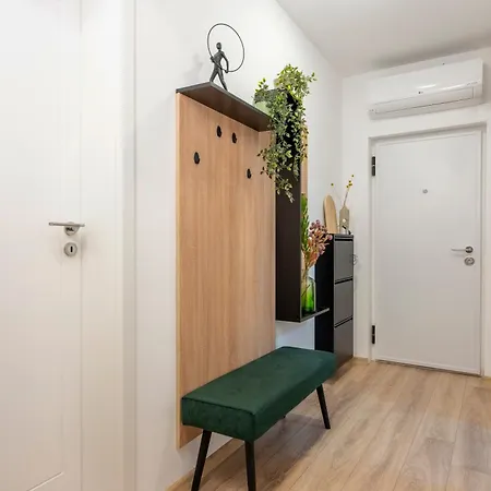 Xox Comfort Giurgiului Bucharest Exterior photo